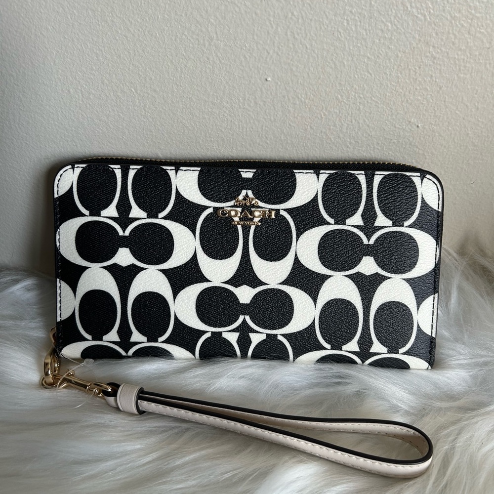 Coach Large Phone Wallet Black White Signature Canvas Leather CP409 NEW